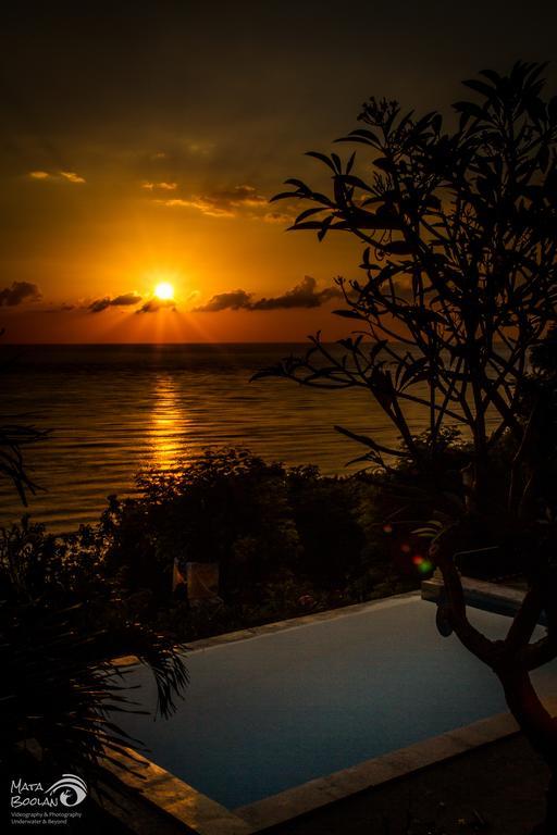 Beten Waru Bungalow And Restaurant Αμέντ Εξωτερικό φωτογραφία
