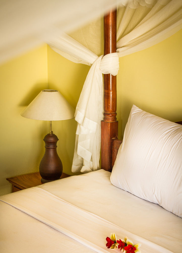 Beten Waru Bungalow And Restaurant Αμέντ Εξωτερικό φωτογραφία